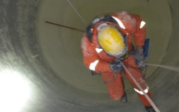 4-Abseiltechnieken-rope-access-silo-reiniging-e1520338971529
