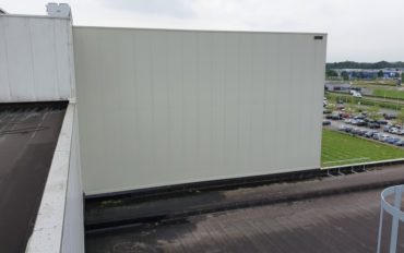 4 Gevelreiniging op hoogte door Abseiltechnieken rope access