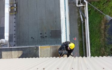 1 Abseiltechnieken monteren op hoogte
