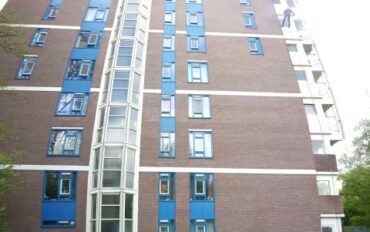 2 Abseiltechnieken gevelreiniging boven water