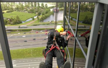 2 abseiltechnieken herstelwerk schoutentoren rope access kitwerk