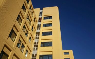 4 Abseiltechnieken ramenwassen gevelreiniging Amsterdam