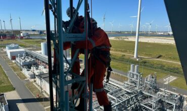 3 rope access monteren op hoogte RWE Magnum Eemshaven Abseiltechnieken medium