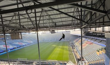 1 Abseiltechnieken rope access voetbalstadion onderhoud ophoogte sc heerenveen
